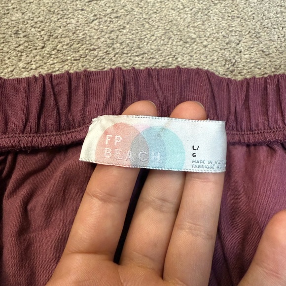 Free People Beach Burgundy Lazy Off The Shoulder Flounce Crop Top Size L - Picture 2 of 3